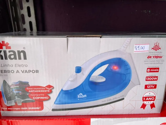 Ferro de passar roupa a vapor 