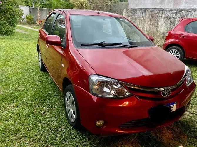 Toyota Etios XLS 1.5 Flex 16V 5P Mec. 2013