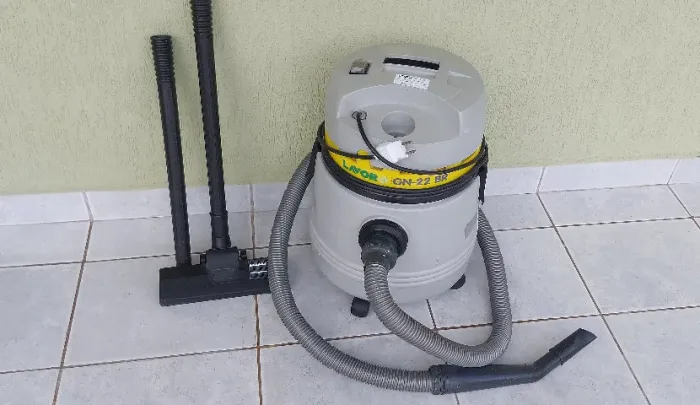 Aspirador pó e água Lavor Wash Gn 22 -1100w - 110v - ac. cartão