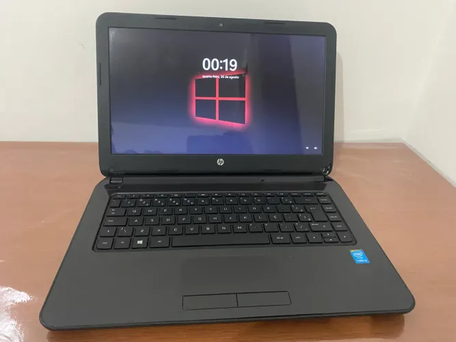 NOTEBOOK HP 240 G3 - i3 | 8GB | SSD 120GB