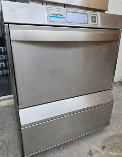 Lava louças industrial Winterhalter UC-M
