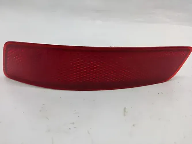 Olho De Gato Refletor Esquerda Toyota Corolla 2016 Vermelho