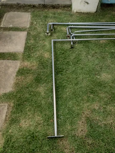 Suporte de roupas para loja 7 peças 2 de 1,50m 4 de 1,00m 1 1,90m x 1,30m