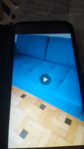 Vendo sofá 2 lugares semi novo. Retirada no bairro floresta