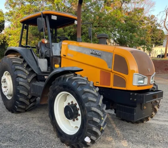 Valtra BH145 - Parcele