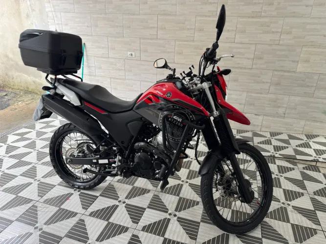 YAMAHA LANDER 250 2024 - 18.300 KM - IMPECÁVEL