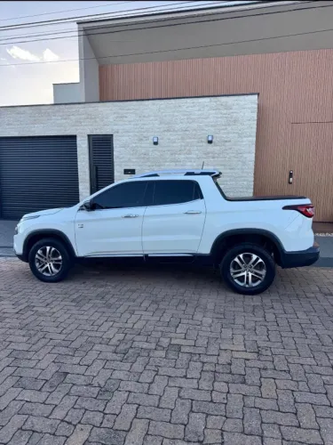 Fiat Toro Volcano 2.0 16V 4X4 TB Diesel Aut. 2017