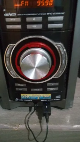 Vendo som Sony no precinho pra vender ligeiro 230.00