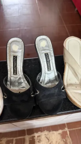 LOTE DE SAPATOS E ROUPAS USADOS!!