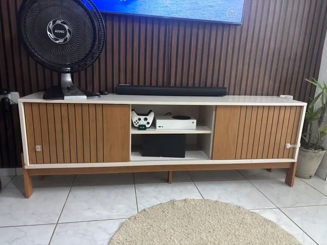 Rack De Sala Pra Vender Logo