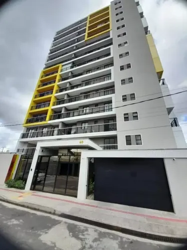 Apartamento com 3 Quarto(s) e 2 banheiro(s) para Alugar, 71 m² por R$ 2000 / Mês