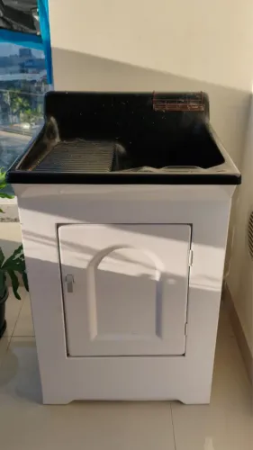 Tanquinho de lavar roupas em PVC com armário - bom estado | Itapema