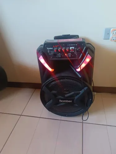Caixa de som bomber 500w