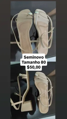 Sandálias novas e seminovas