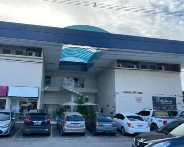 Sala comercial na Galeria vip point em Piedade, 30m², excelente localização, 110 mil
