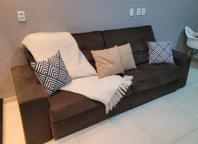 Vendo sofá grande (2,50 metros)