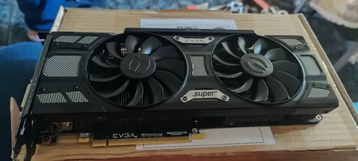 Rtx 2060 8gb super EVGA