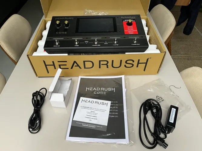 Pedaleira Headrush Core