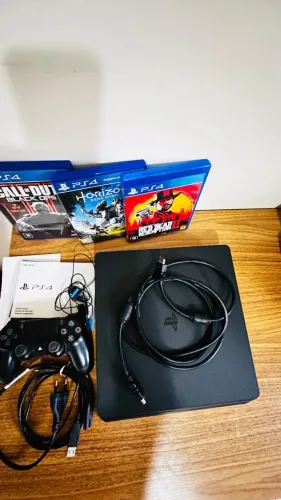 PlayStation 4 Slim 500GB + Controle + Jogos