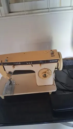 Máquina de costura 