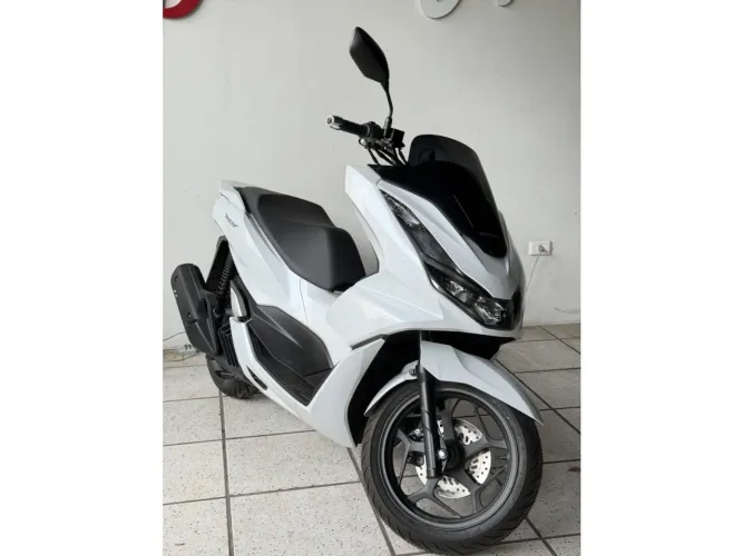 Honda Pcx cbs 2026 - PARCELAS A PARTIR DE 599,87 MENSAIS 