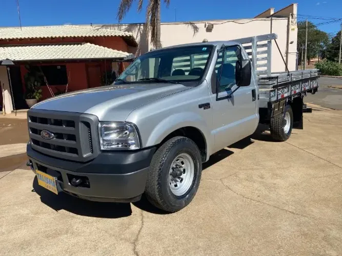 FORD F350 NA CARROCERIA ANO 2009 COM 106.000KM ORIGINAIS