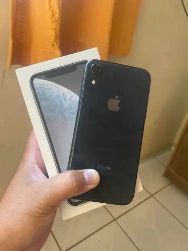 IPHONE XR 64GB PRETO SEMINOVO