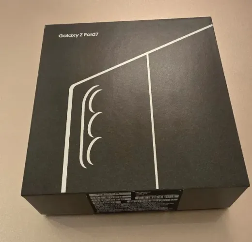 Samsung Galaxy Z Fold 7 1TB / 16 GB RAM Jetblack (Preto)
