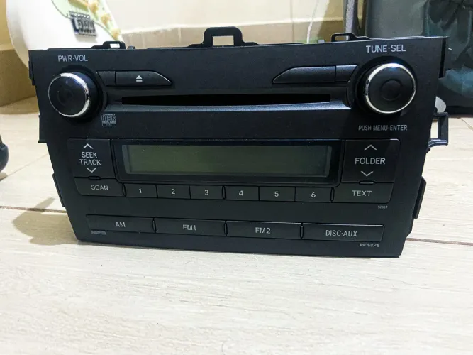 Rádio original do Toyota Corolla