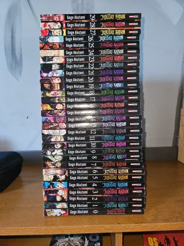 Jujutsu Kaisen volume 0 ao volume 29