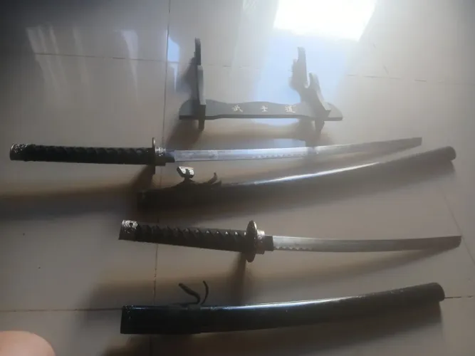 Katana R$250