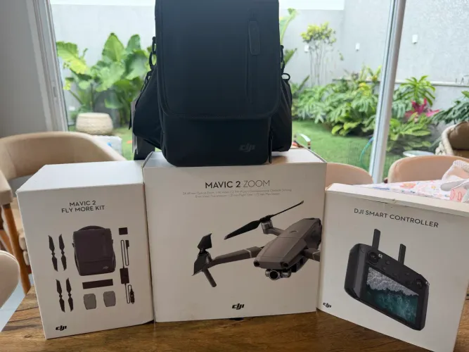 Drone DJI Mavic 2. com acessórios