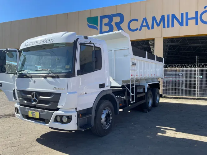 Caçamba Mercedes Atego 2426 2014-2014