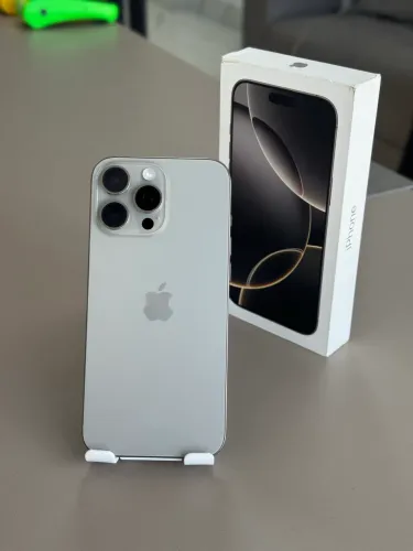 IPHONE 16 PRO MAX 256 GIGAS COMPLETO
