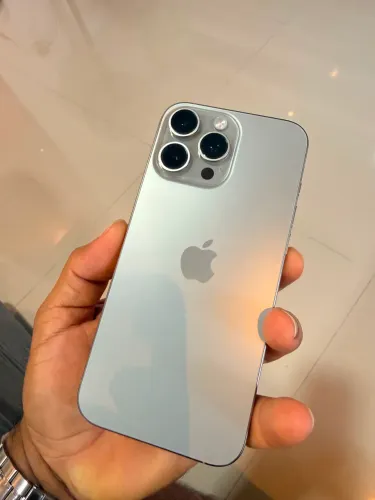 Vendo ou Troco em IPhone 17 Pro Max