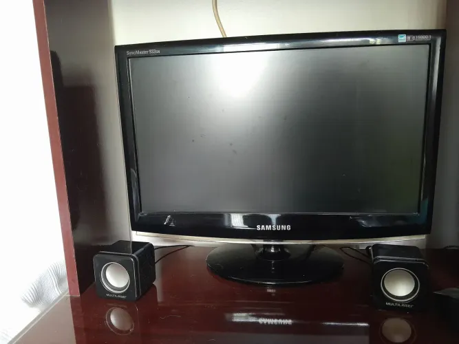 PC Completo Intel i3 SSD 120GB + Monitor Samsung