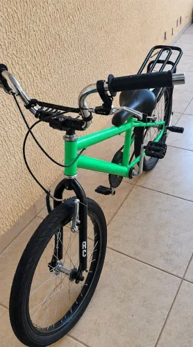 Bicicleta montadinha aro 20 +10 pastilha de freio