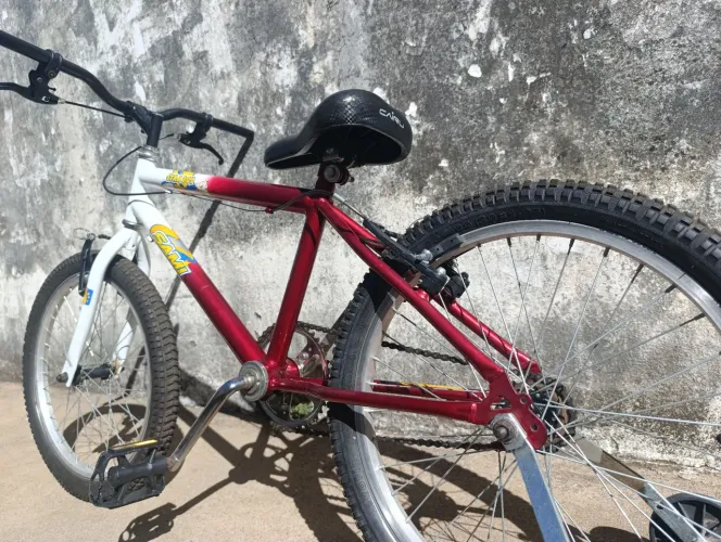 Bicicleta Astroboy infantil em perfeito estado -aceito proposta