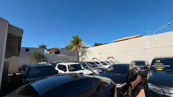 Imóvel comercial para alugar na avenida Costábile Romano