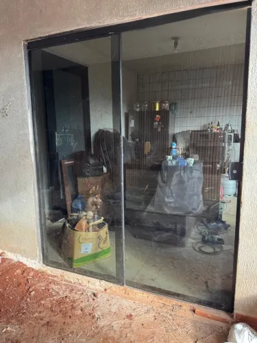 Porta de correr em vidro temperado tipo Blindex