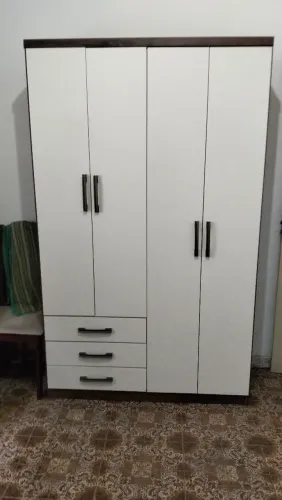 Guarda roupa de MDF 2Mx1,20M