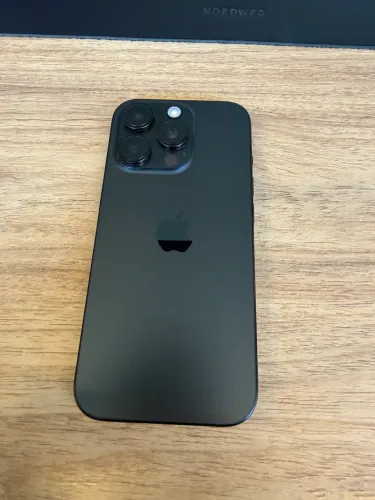 iPhone 16 Pro 256gb Black Titanium - Impecável!