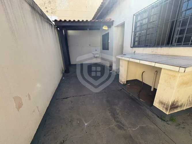 Casa para locação com 3 quartos e 181 m² - Jardim Europa - Bauru / SP