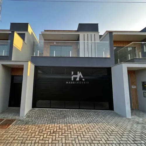 Casa residencial à venda no bairro Barra do Rio Cerro com 130 m² e 3 quartos