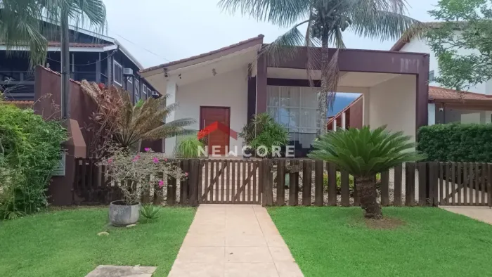 Casa de condomínio em Rua do Guaruja - Morada da Praia - Bertioga/SP