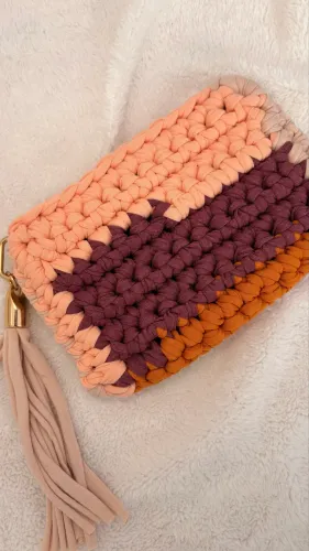 Bolsa em fio de malha premium
