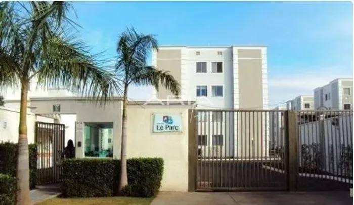 Apartamento à VENDA no Condomínio Spazio Le Parc, em frente a Faculdade PUC.