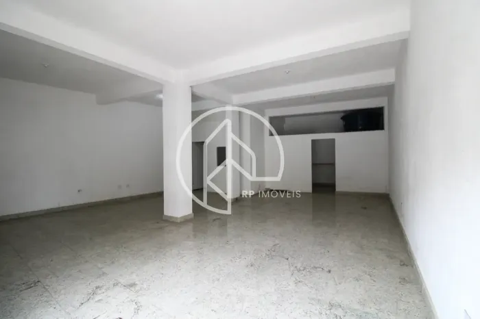 Imóvel para aluguel possui 100 metros quadrados em Santos Dumont - Juiz de Fora - MG