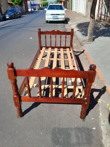Cama solteiro madeira maciça mogno 