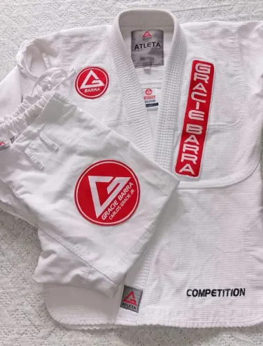 Kimono Gracie Barra A0 super novo!